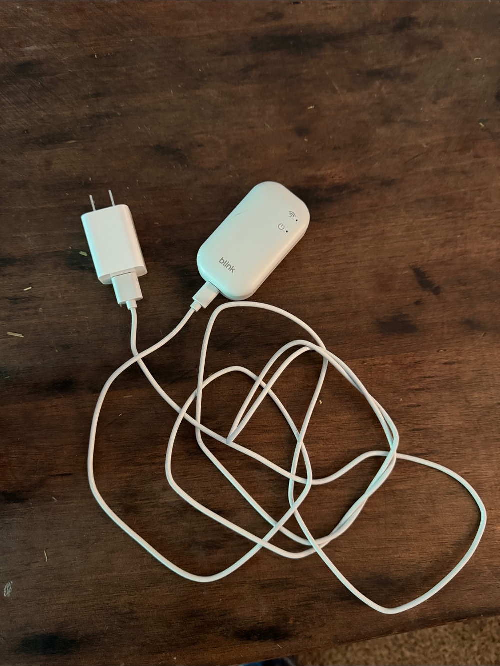 EUC Blink camera hub with USB Charger Adapter with Long Cable